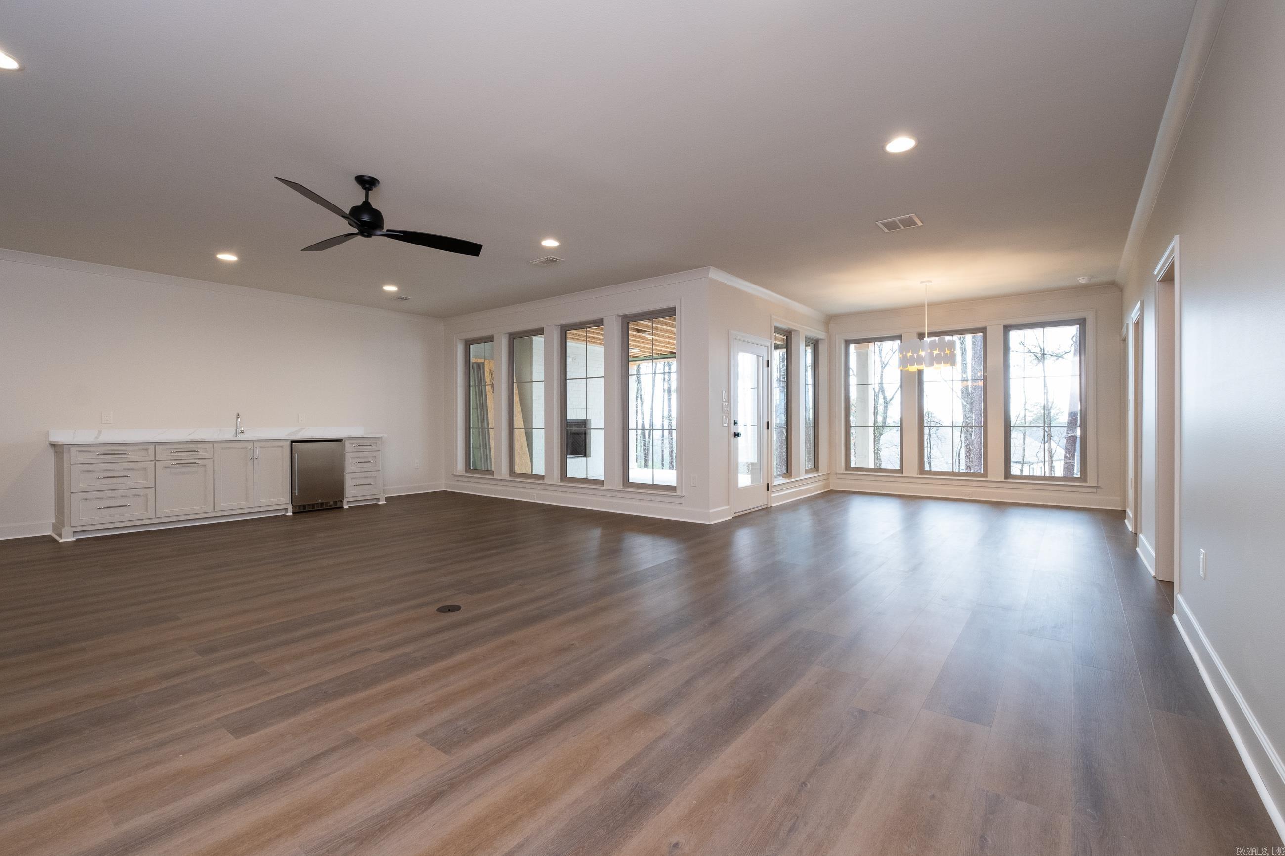 CHENAL VALLEY "FALSTONE COURT" - Residential