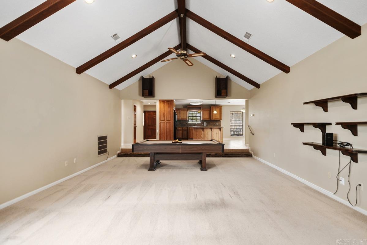 WILLOW POND - Residential