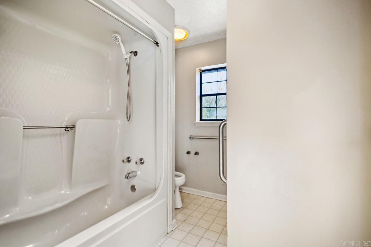 WILLOW POND - Residential