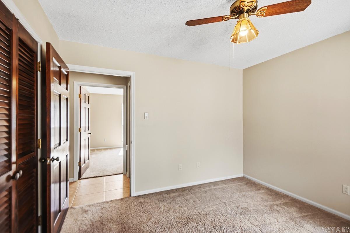 WILLOW POND - Residential