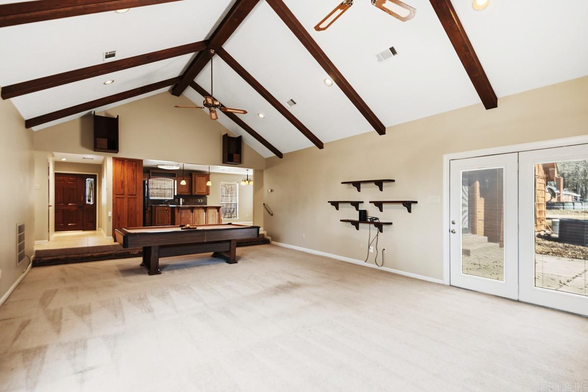 WILLOW POND - Residential