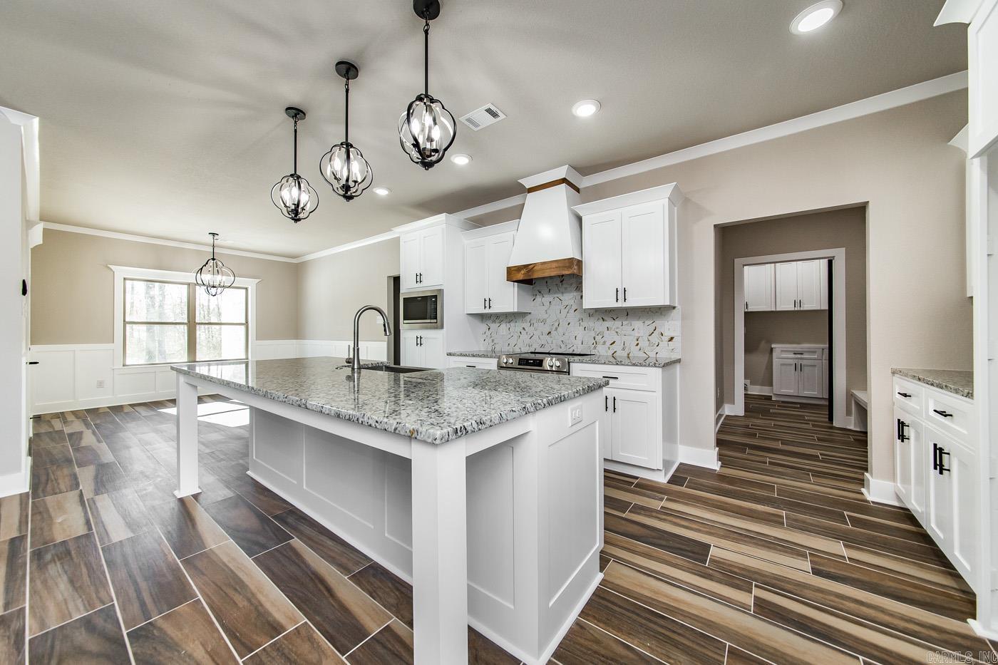 HIDDEN VALLEY ESTATES - Residential