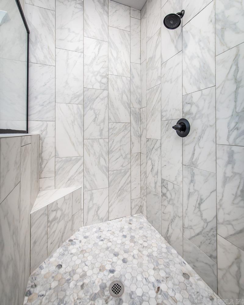 HIDDEN VALLEY ESTATES - Residential