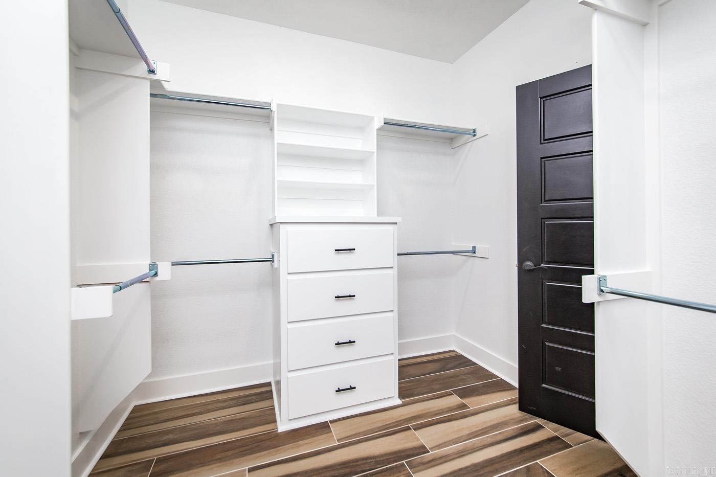 HIDDEN VALLEY ESTATES - Residential