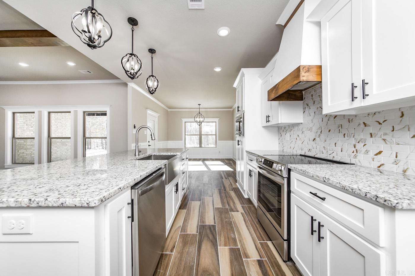 HIDDEN VALLEY ESTATES - Residential