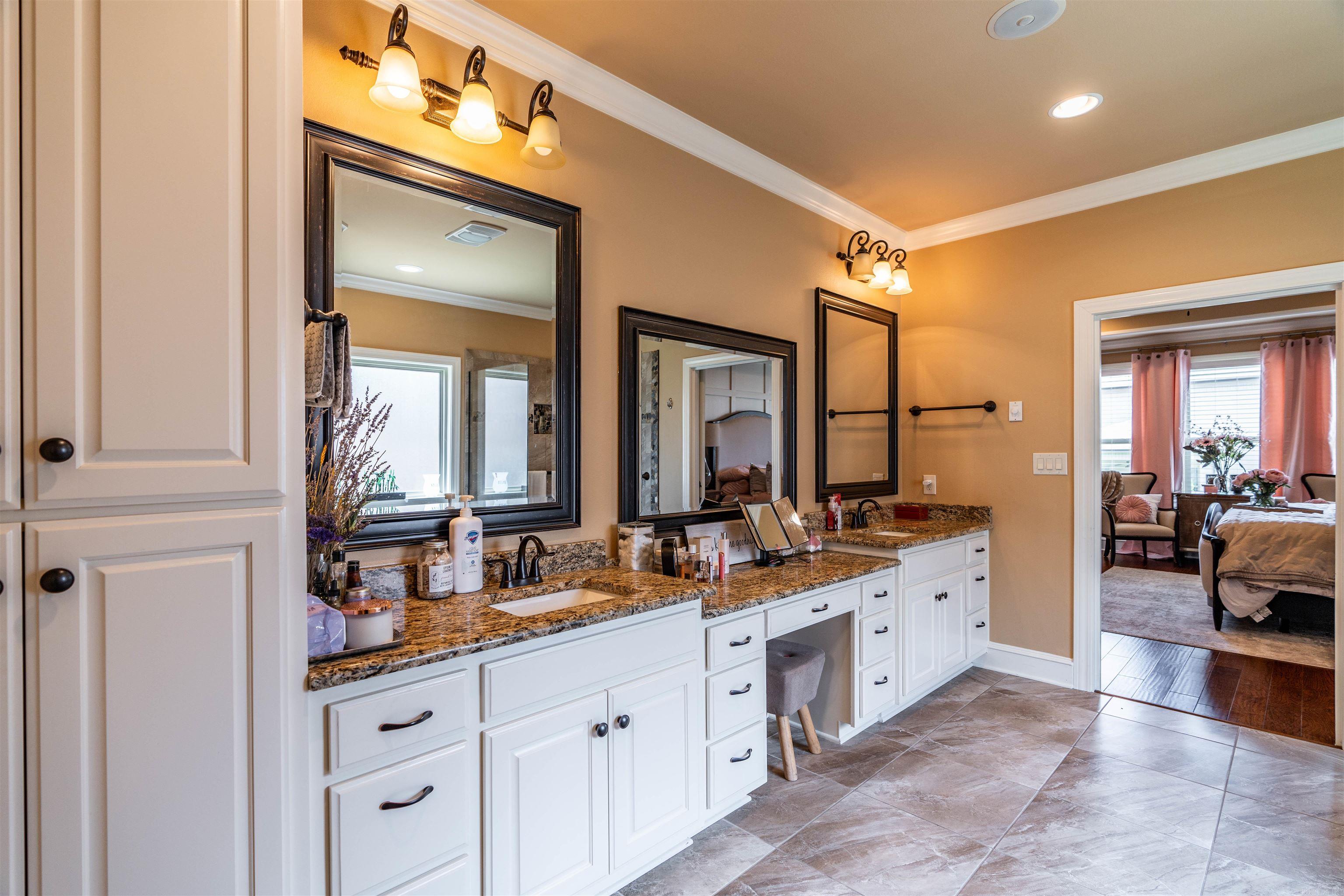 CHENAL VALLEY "MIRAMAR PLACE" - Residential