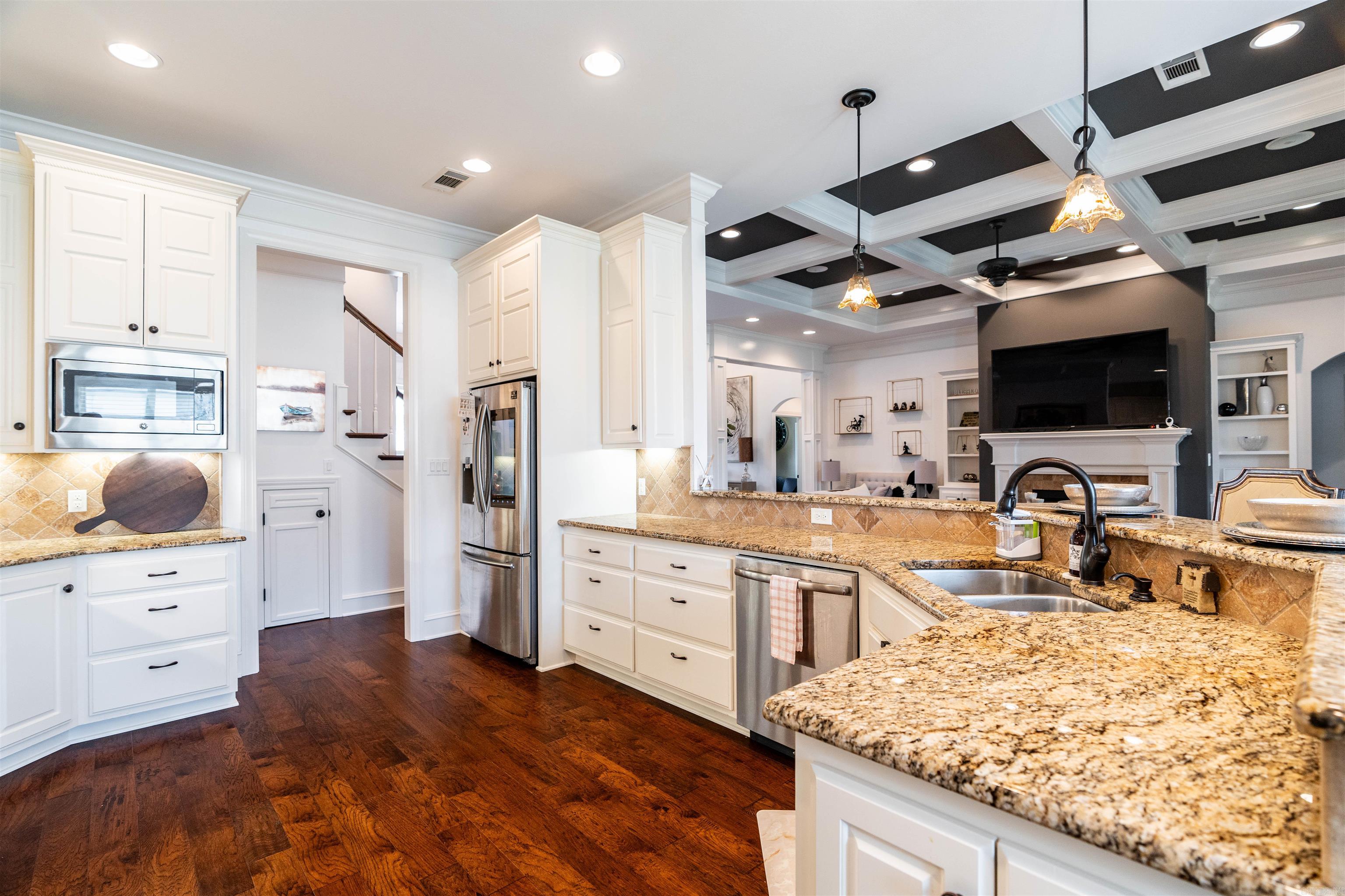CHENAL VALLEY "MIRAMAR PLACE" - Residential