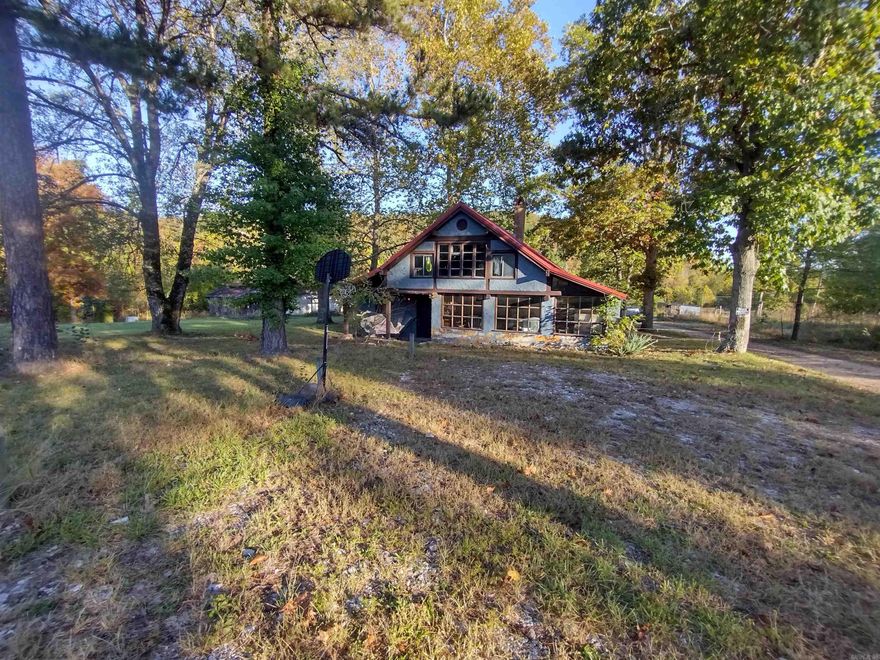 Looking for the perfect farm? THIS EXCEPTIONAL PROPERTY BOAST a spacious 2510 sqft farmhouse, accompanied by a barn, shop/shed arena/corral, animal shed, and more. The home offers flexibility with additional rooms that could be converted into bedrooms, and an inground pool that requires some renovation
