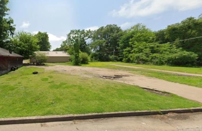 Build your new home on this .13 (+/-) acre lot in Osceola, Arkansas of Mississippi County. Enjoy the small town life and the local amenities. It is just West of the Tennessee border and Mississippi River. Seller to provide Limited Warranty Deed only.