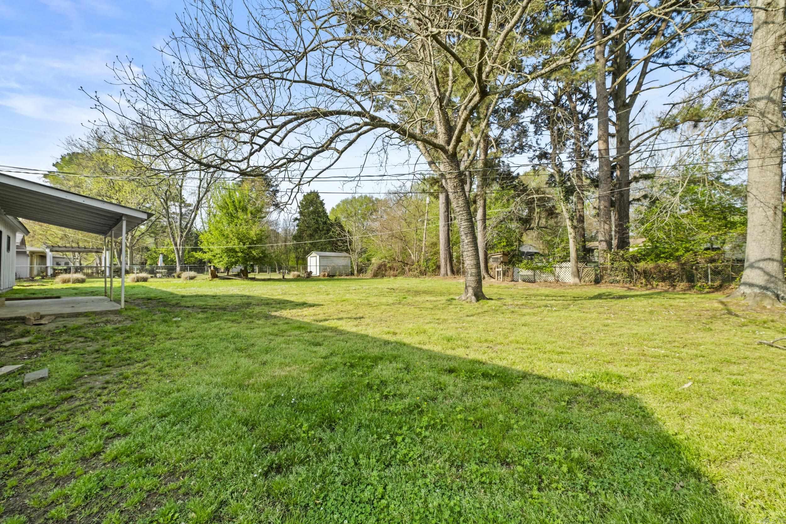 INDIANHEAD LAKES EST - Residential