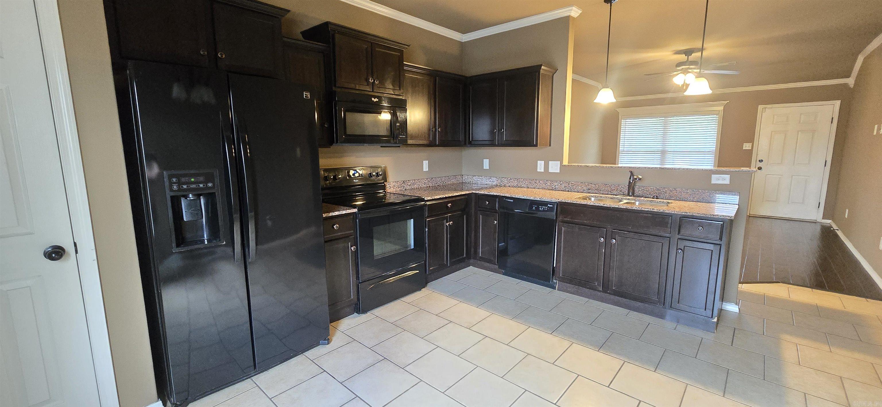 Trammel Estates - Residential Lease