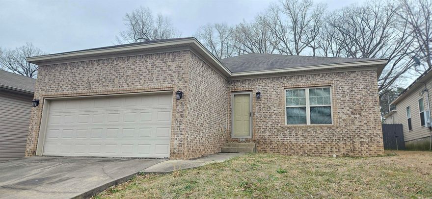 3 Bedroom 2 Bathroom Home for Rent in the West Little Rock area. This home features a fenced back yard, 2 car garage, Stainless Appliances, Tall ceilings, and a jetted tub. The kitchen is furnished with a stove, refrigerator, dishwasher, disposal, built in microwave and a pantry. Also include is central heat and air, Dining room, tray ceilings, hardwood floors in living room, ceramic tile, Carpet in bedrooms, walk in closet in master, jetted tub, walk in shower, washer and dryer connections in separate utility room.