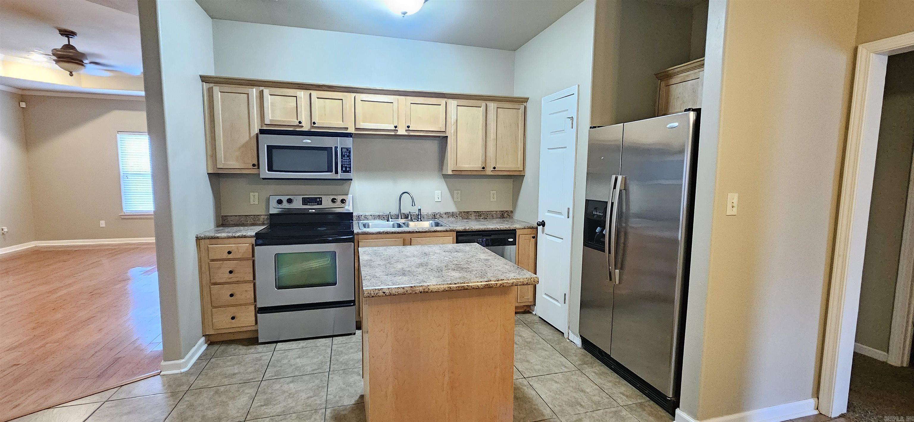 Hicks Interurban - Residential Lease