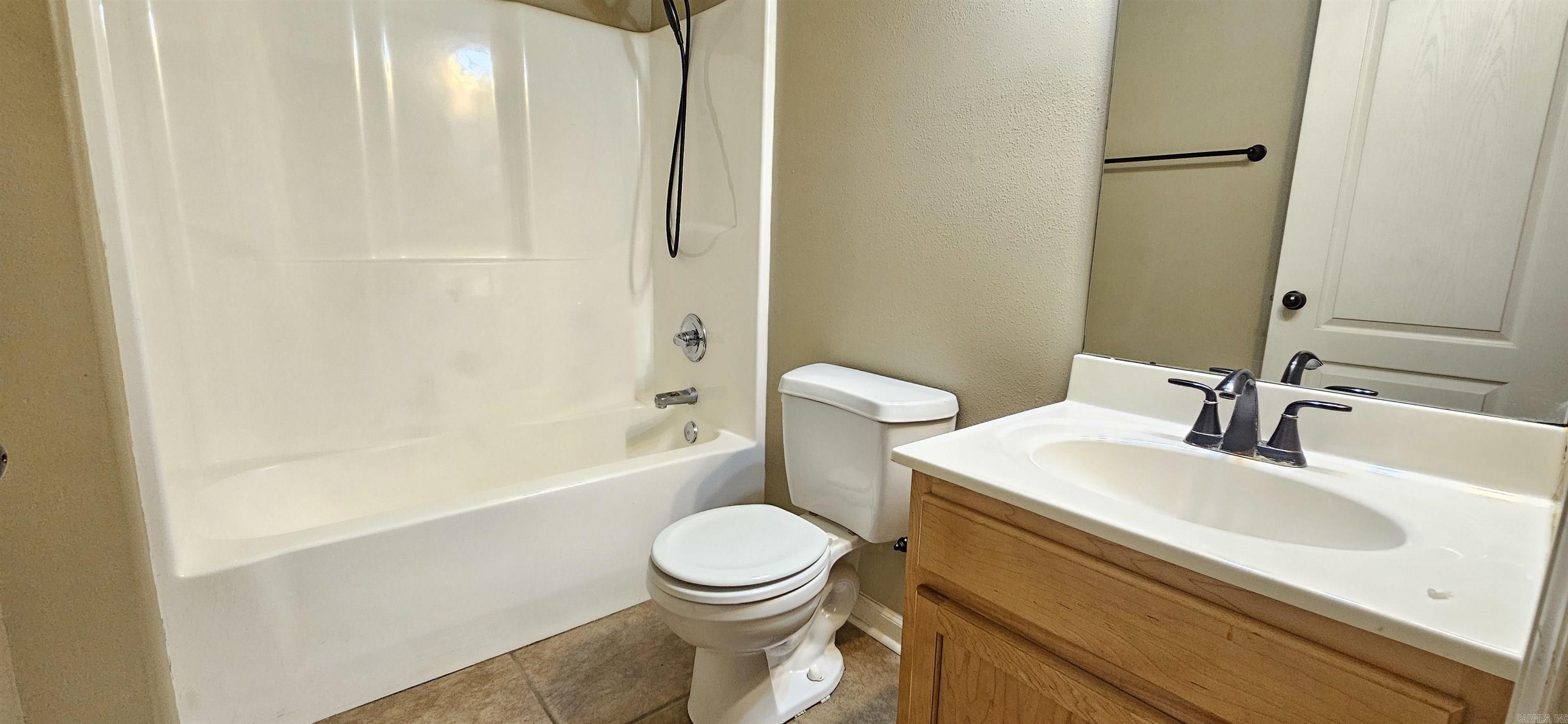 Hicks Interurban - Residential Lease