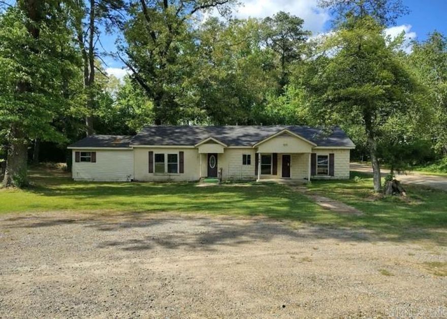 Very nice opportunity to buy a home with an upside, on one acre and lots of appeal. 3/2 with basement. Large handicap accessible shower. Will need some repairs. Fixer upper? Check it out! RESERVE AUCTION PROPERTY- Property sold “AS-IS” without contingencies, repairs, warranties, guarantees or representation as to listing accuracy, property information, photo or other depiction included or described herein. Inspect before bidding.