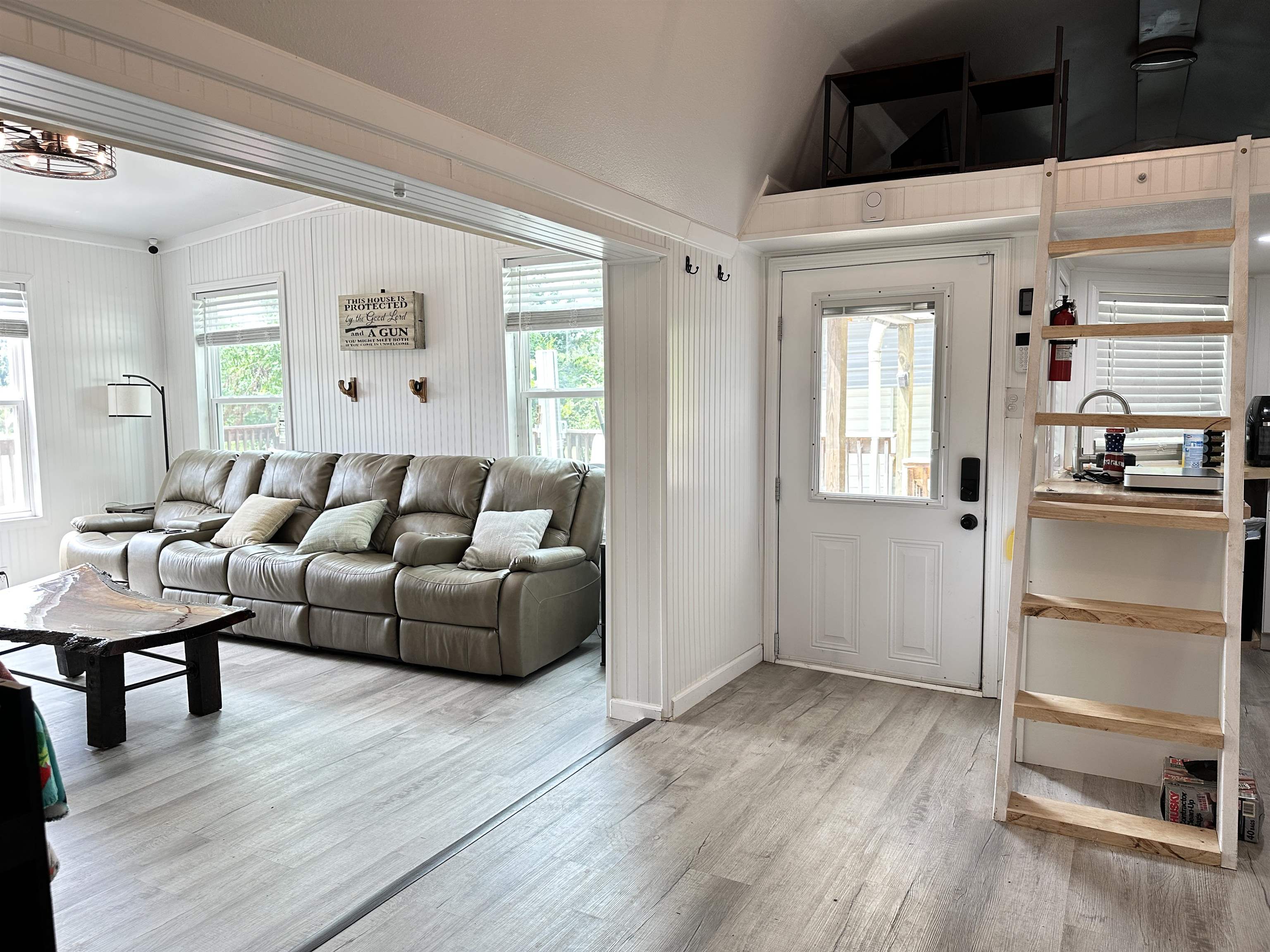 MCFADDEN ADDN BLUFFS - Residential