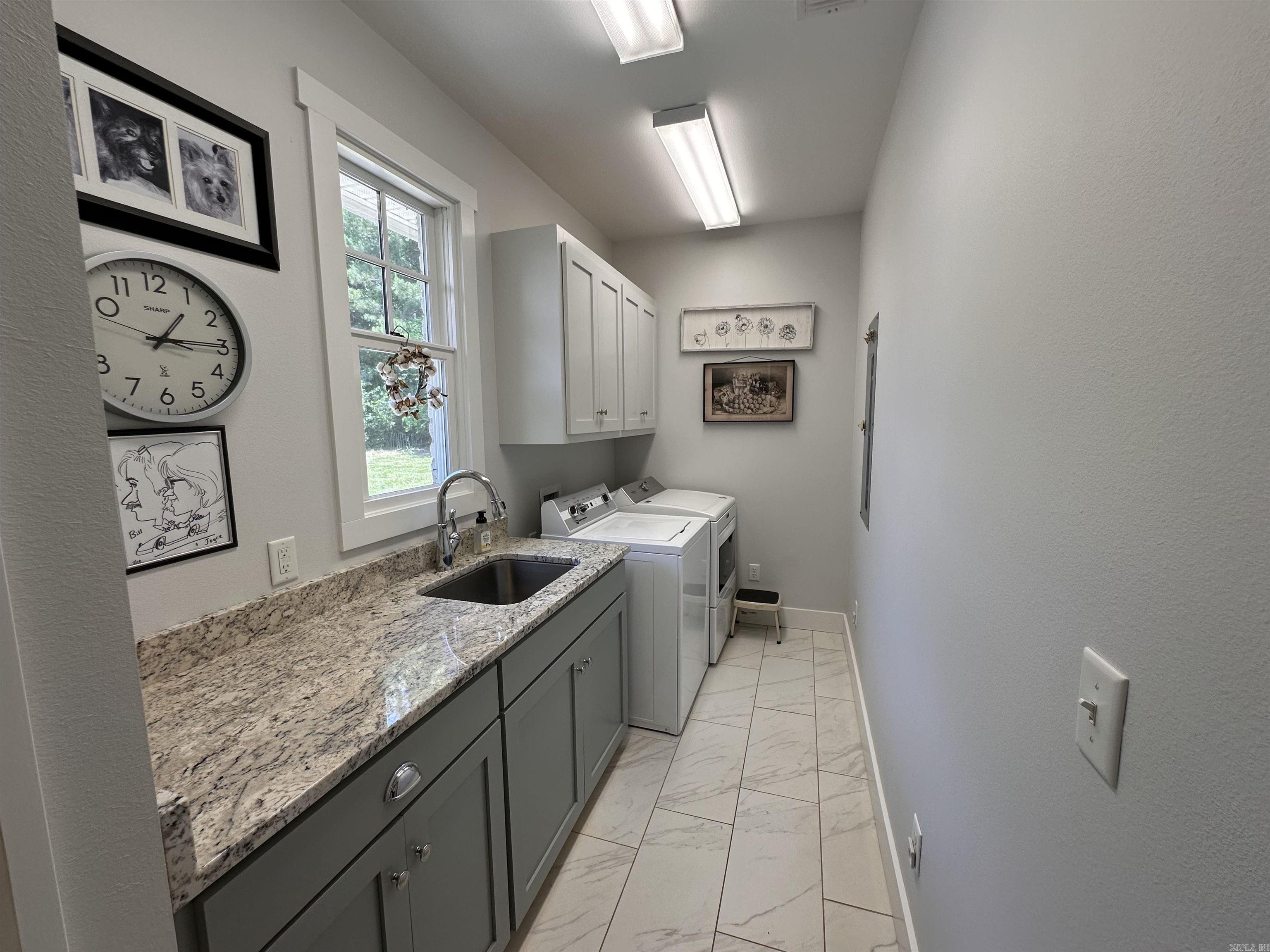 EMERSON - Residential