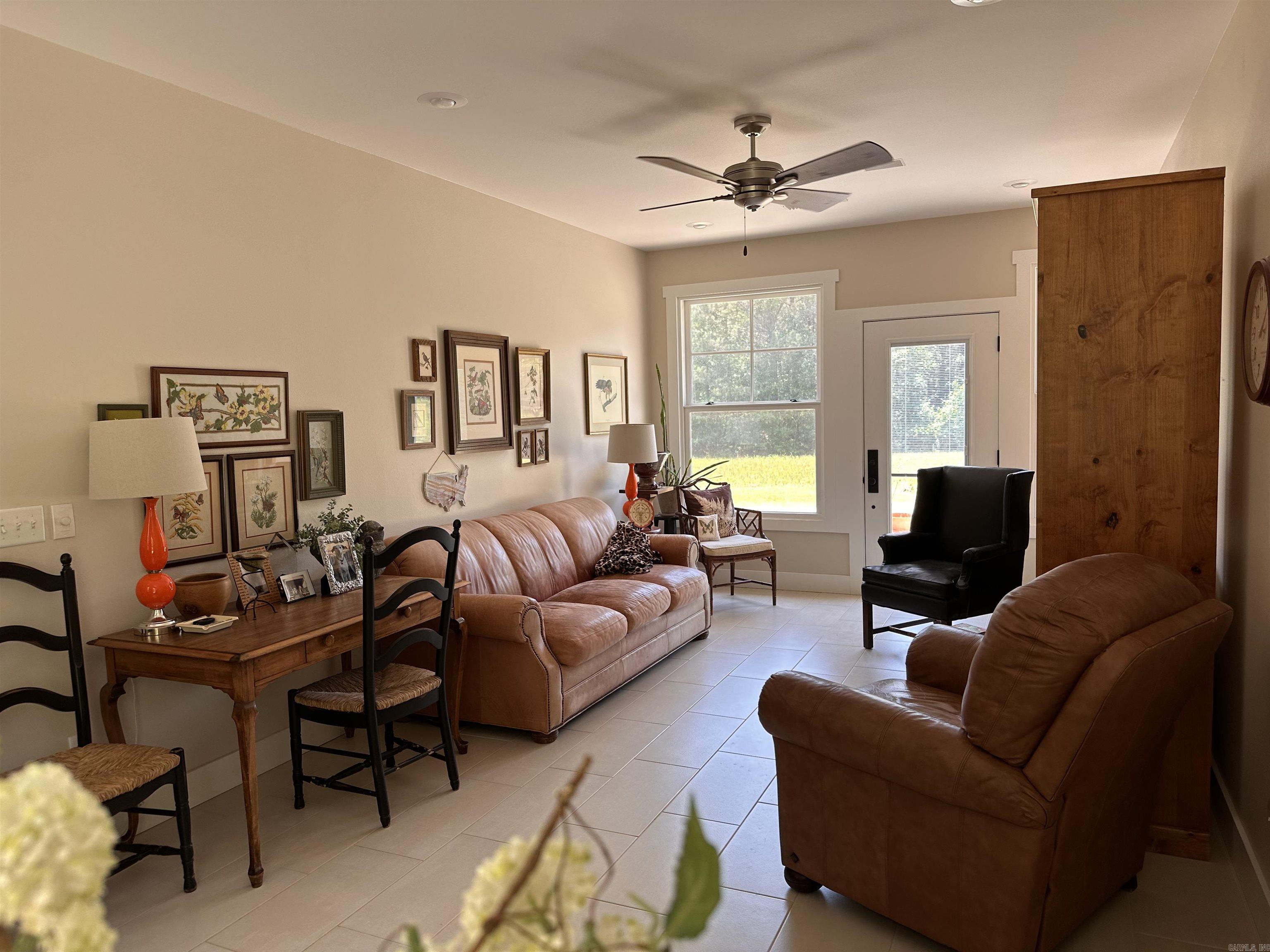 EMERSON - Residential