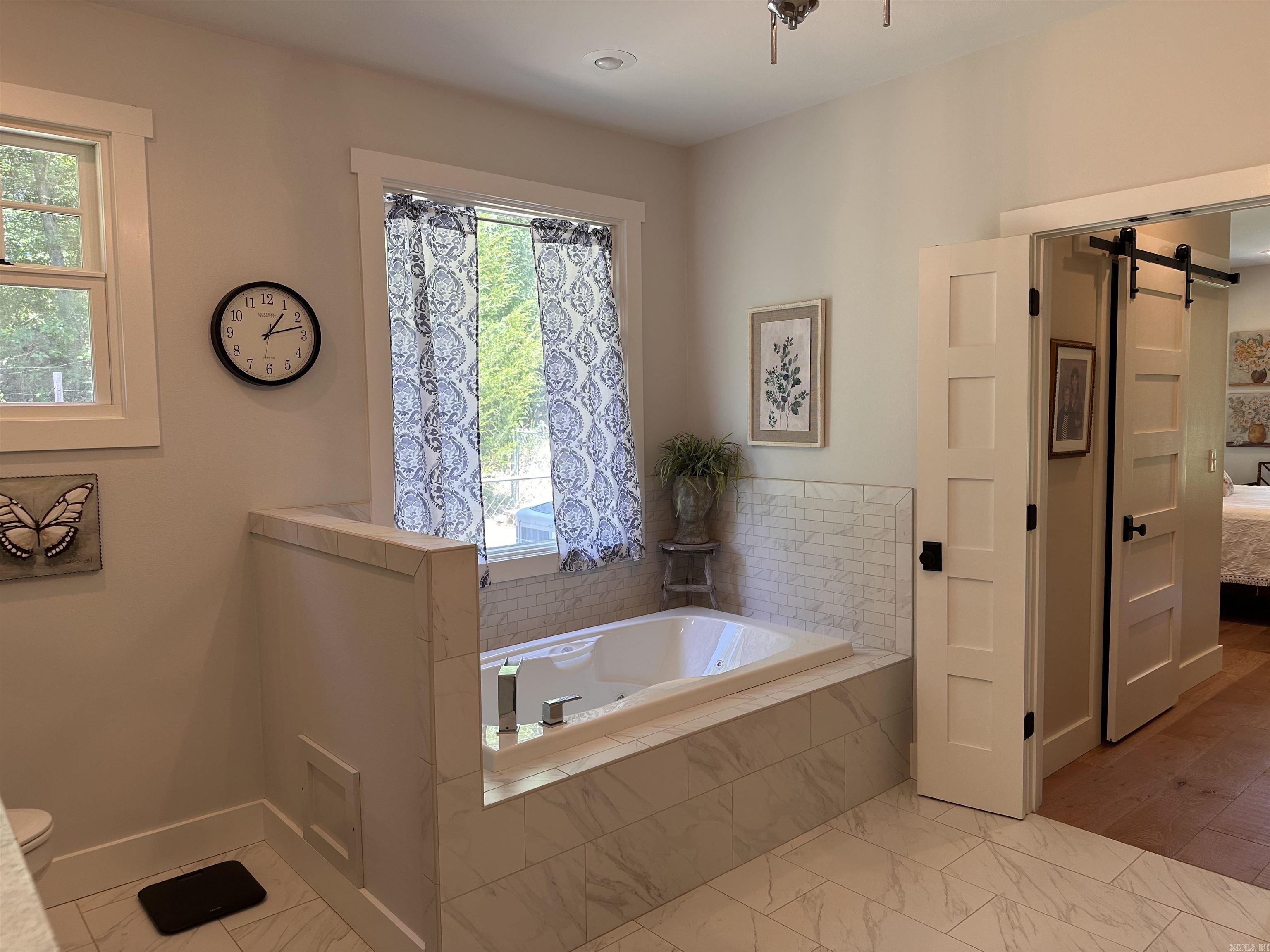 EMERSON - Residential