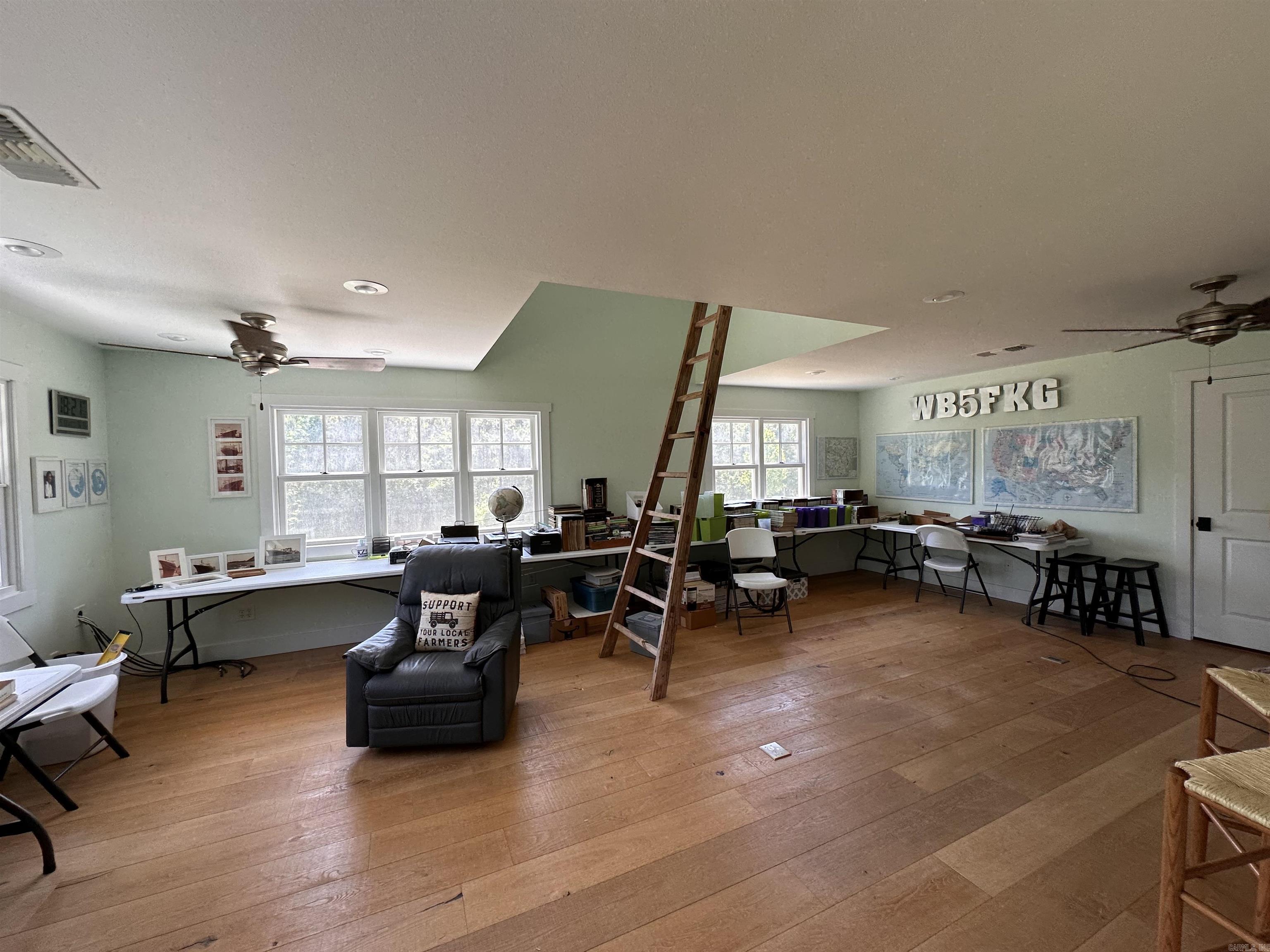 EMERSON - Residential