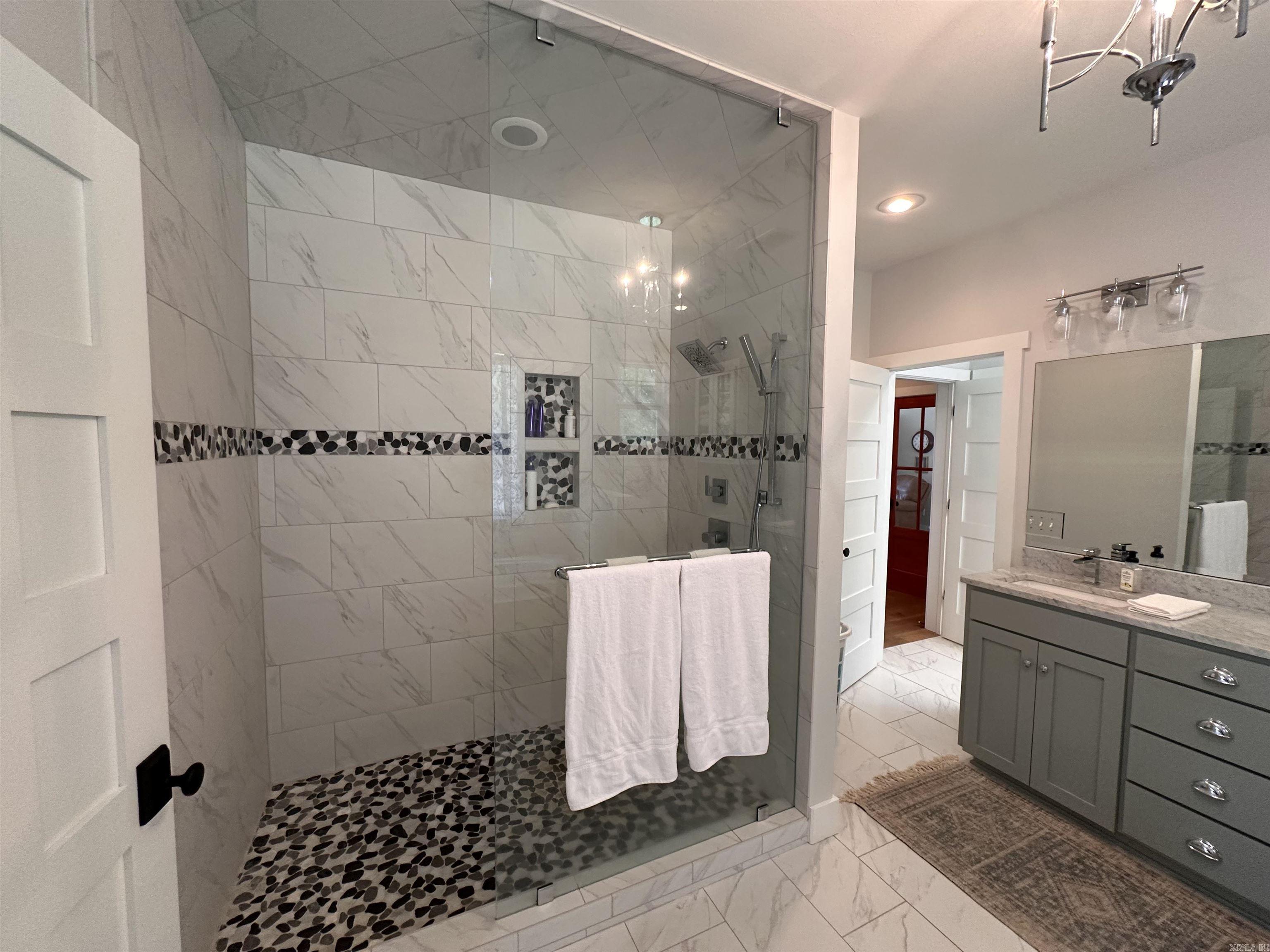 EMERSON - Residential