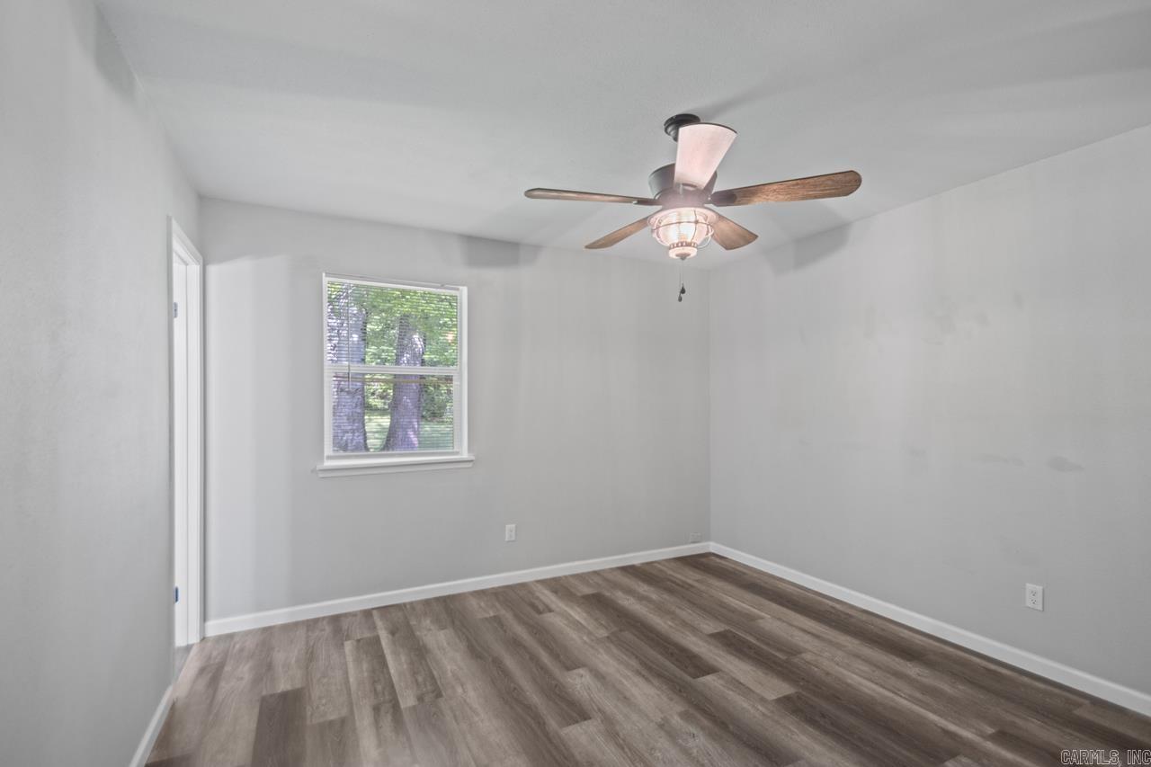 SHADY GROVE - Residential