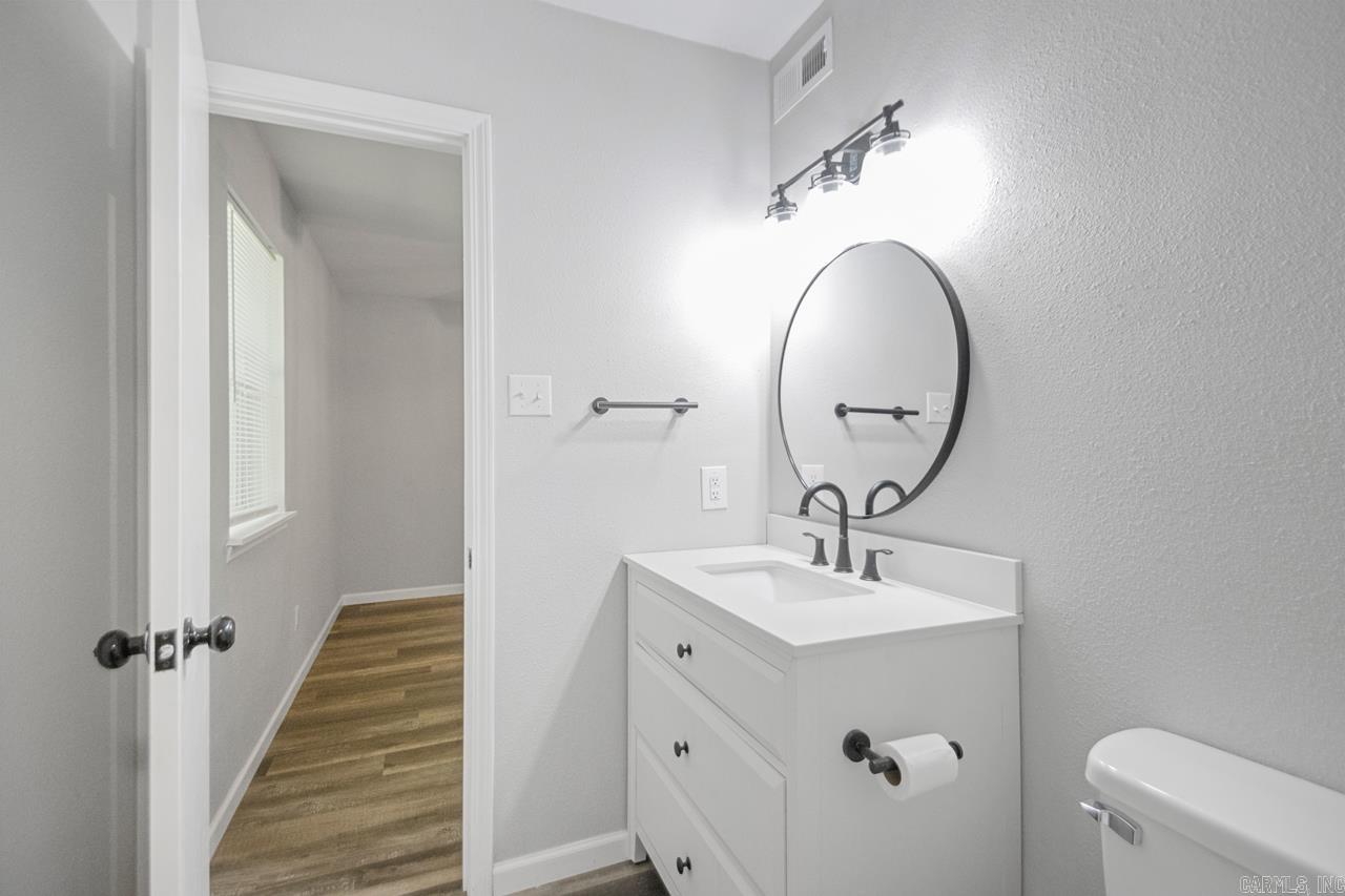 SHADY GROVE - Residential