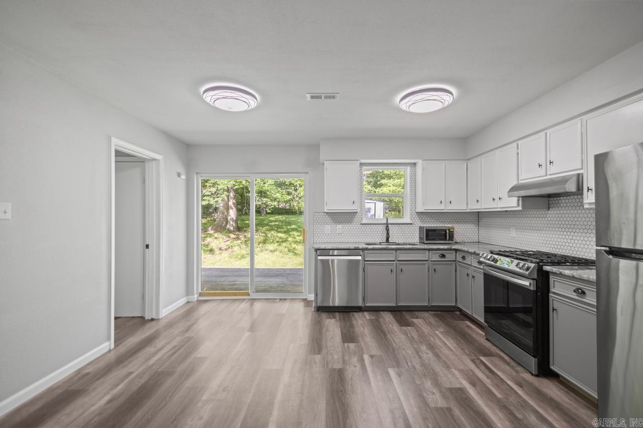 SHADY GROVE - Residential