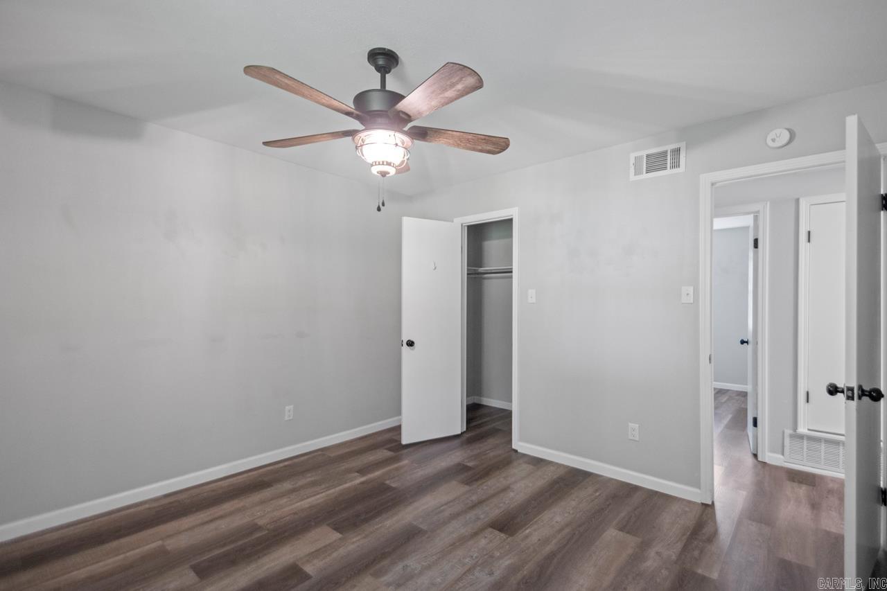 SHADY GROVE - Residential