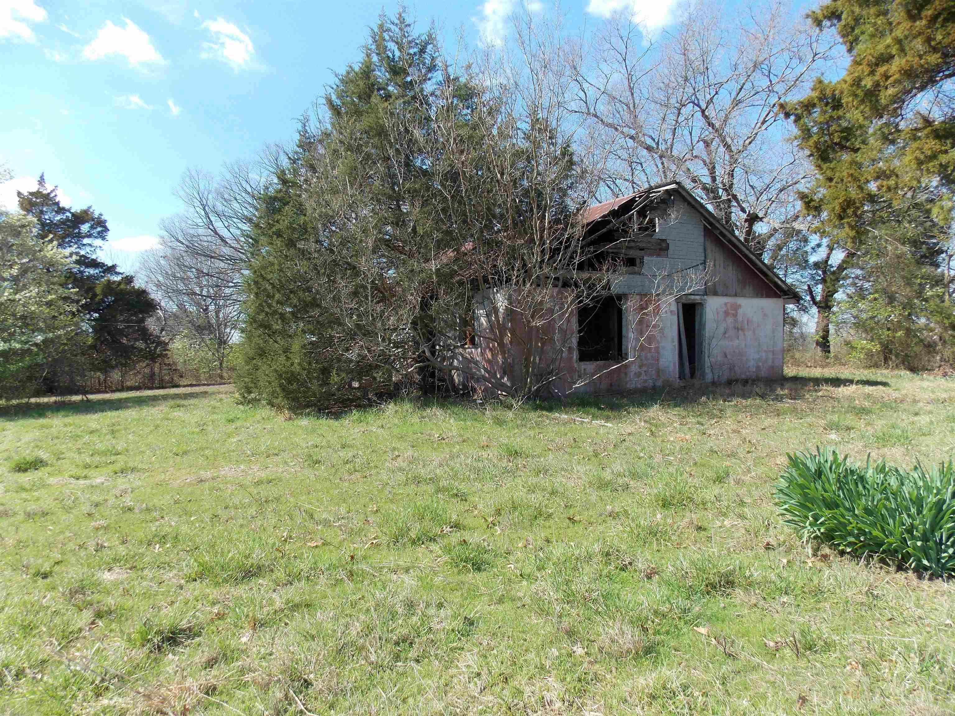 Metes & Bounds - Land