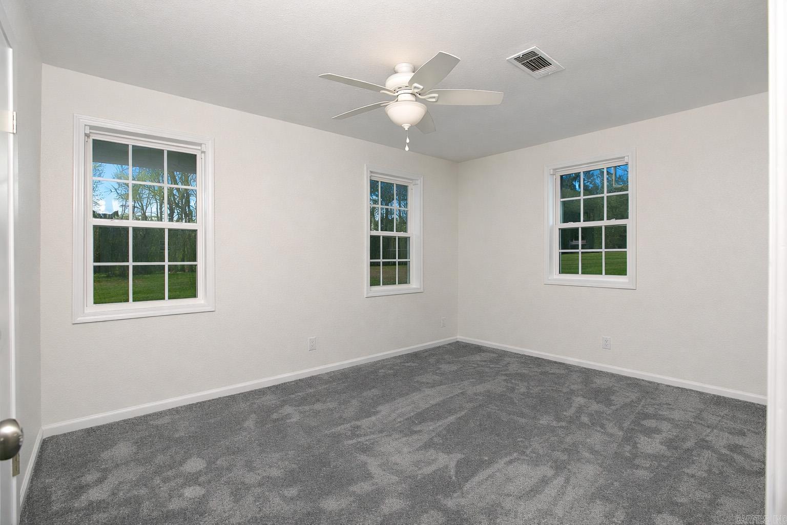 TANGLEWOOD HTS - Residential