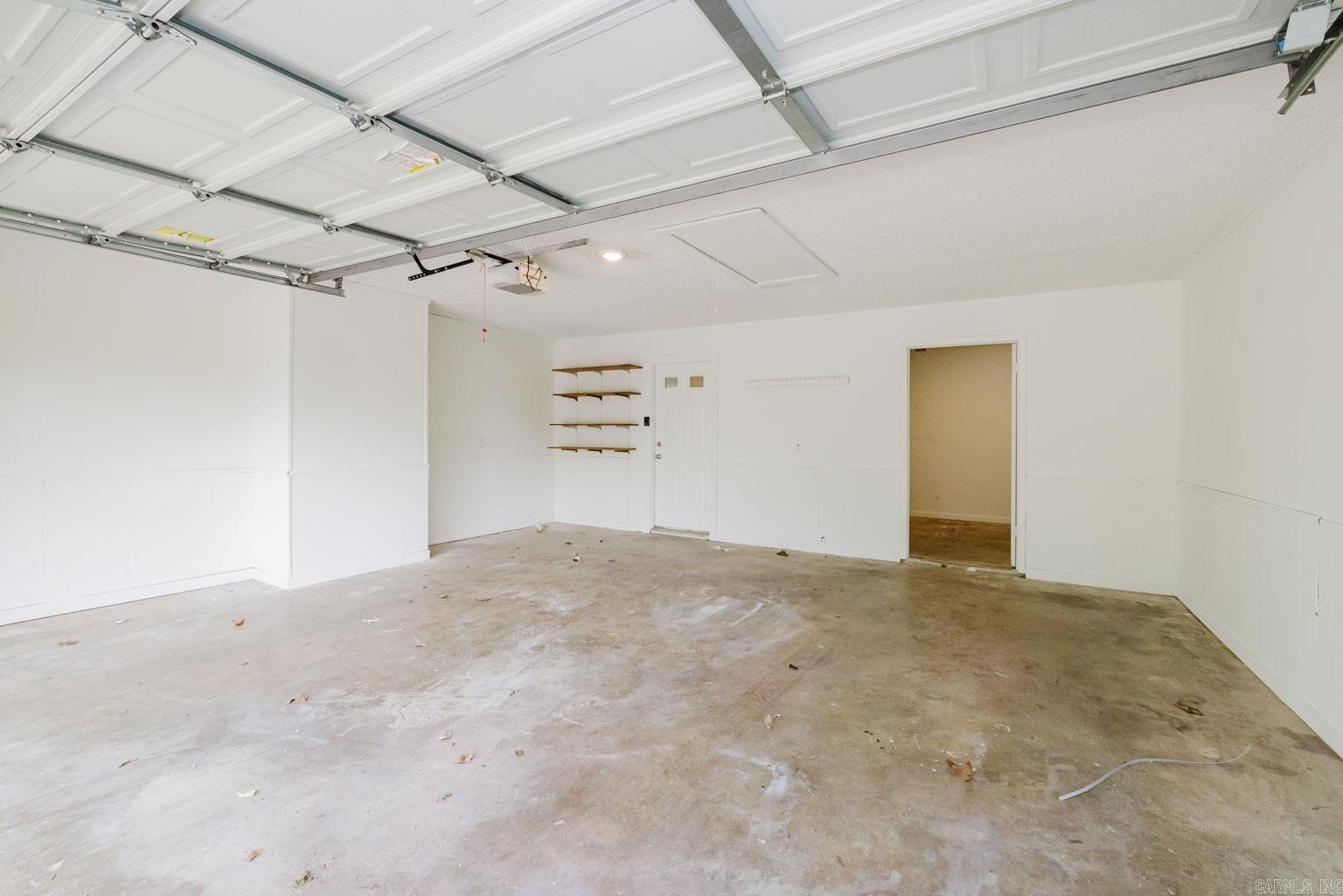 MEADOWBROOK - Residential