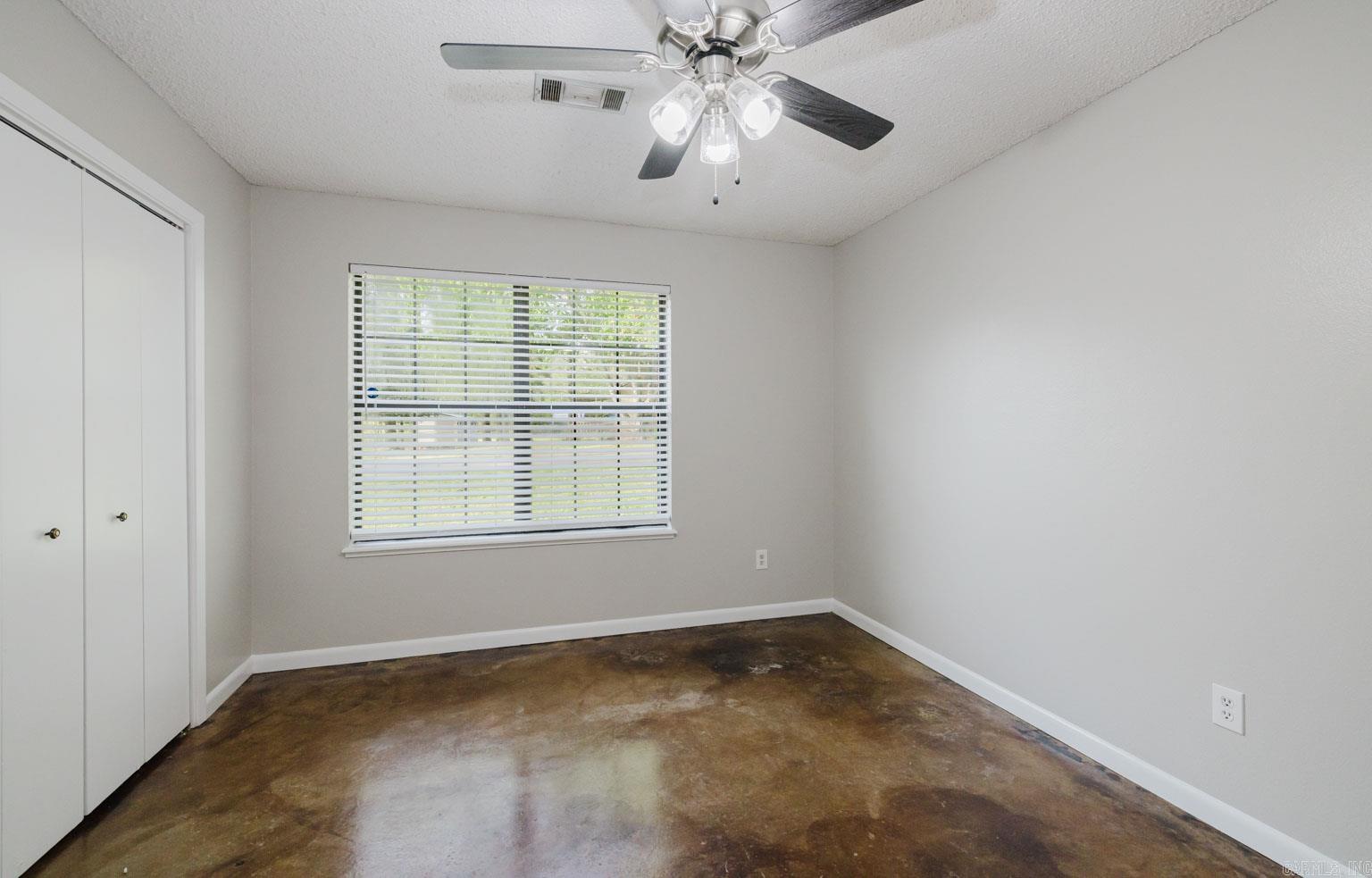 MEADOWBROOK - Residential