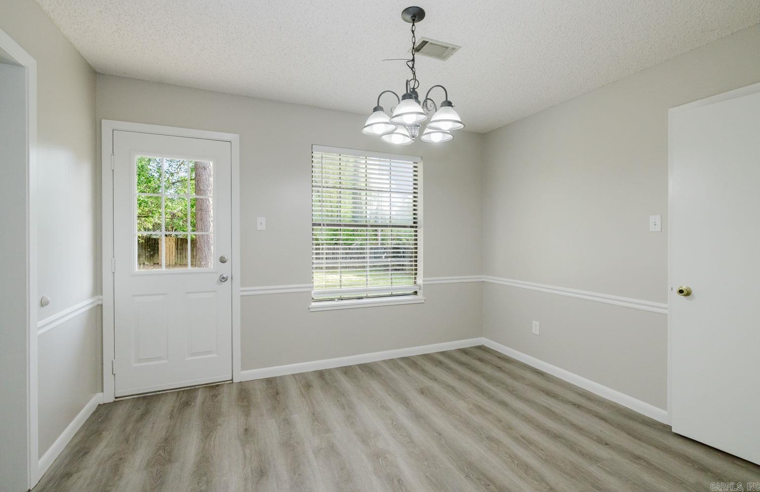 MEADOWBROOK - Residential