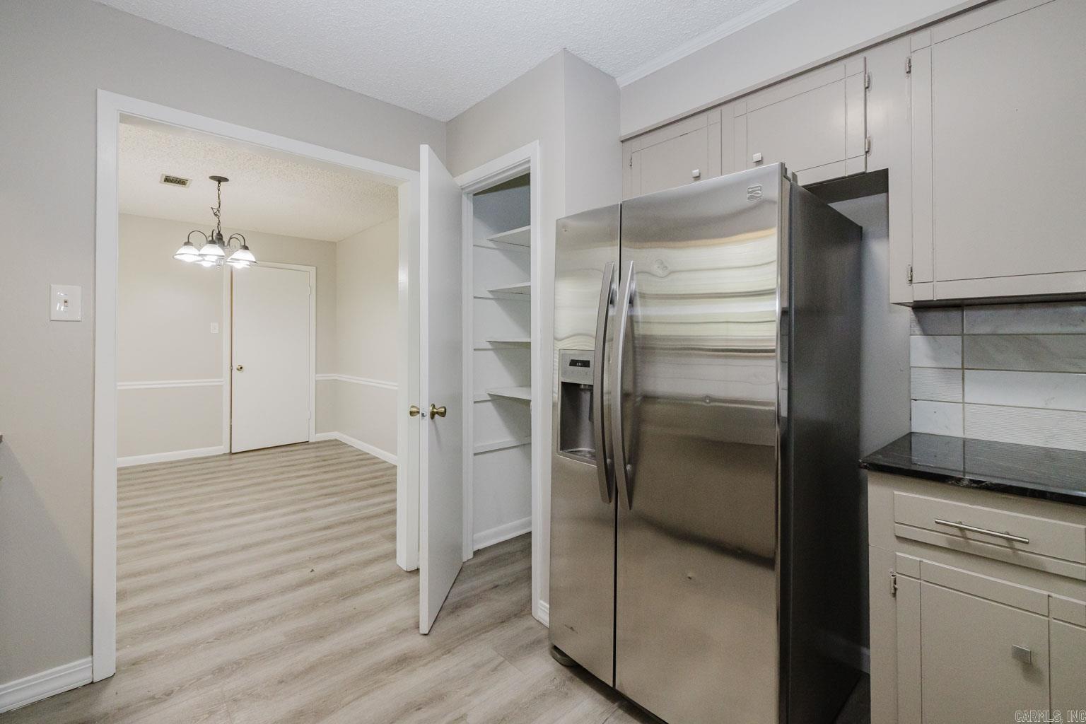 MEADOWBROOK - Residential