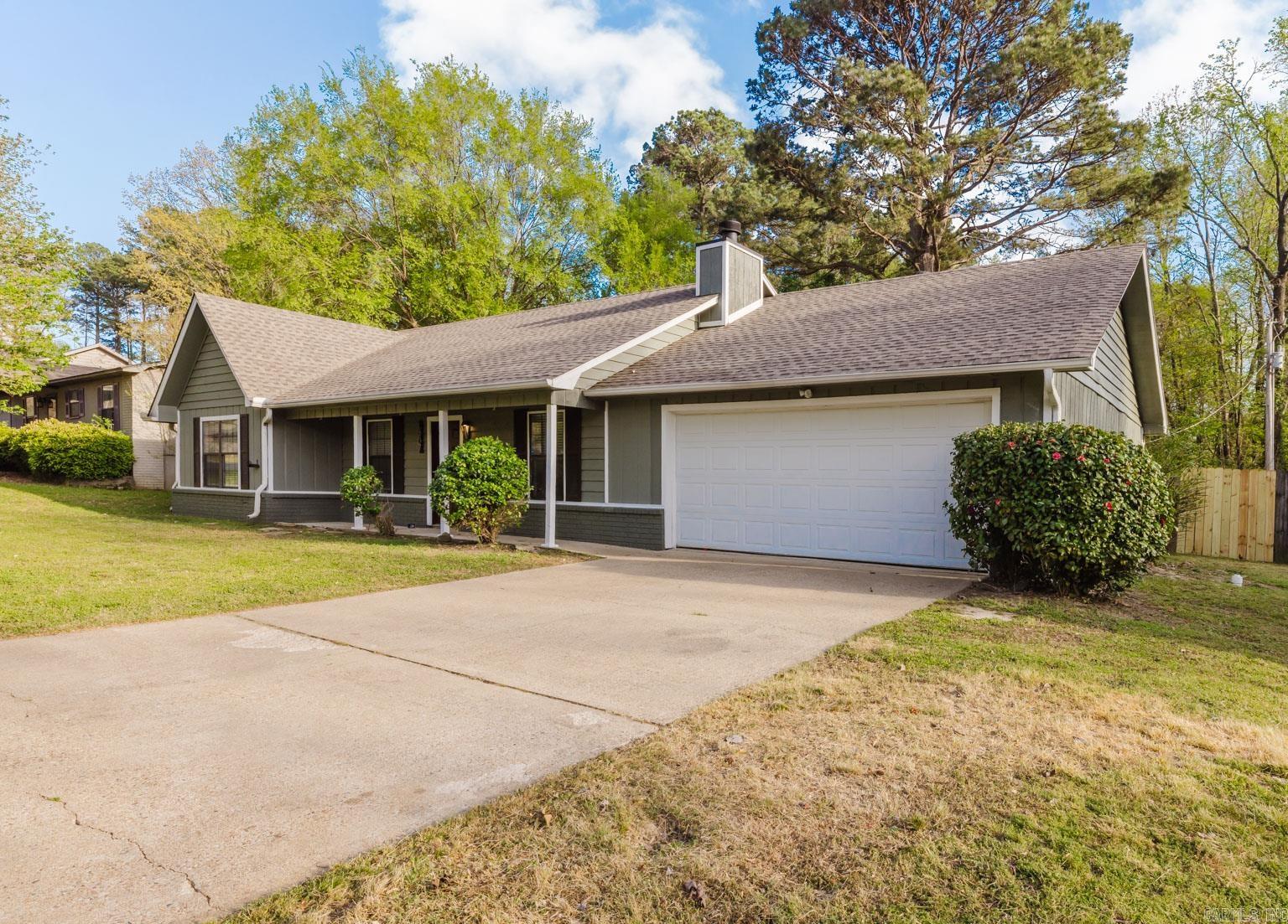 MEADOWBROOK - Residential