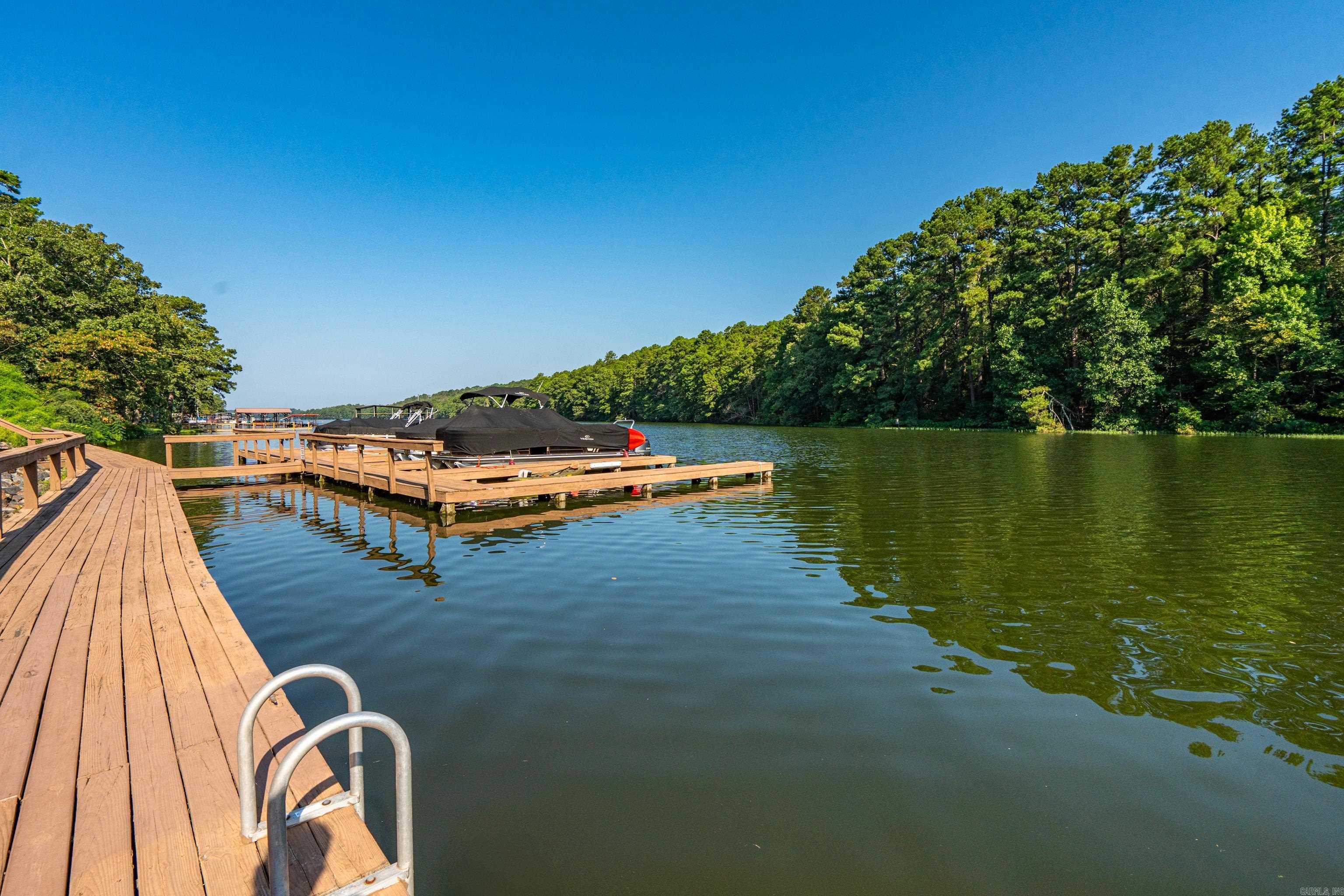 WOODLAND HILLS - Residential