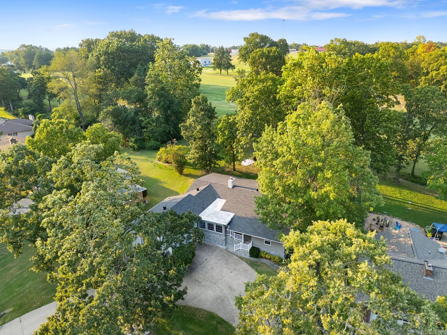 Village Green 1st - Residential