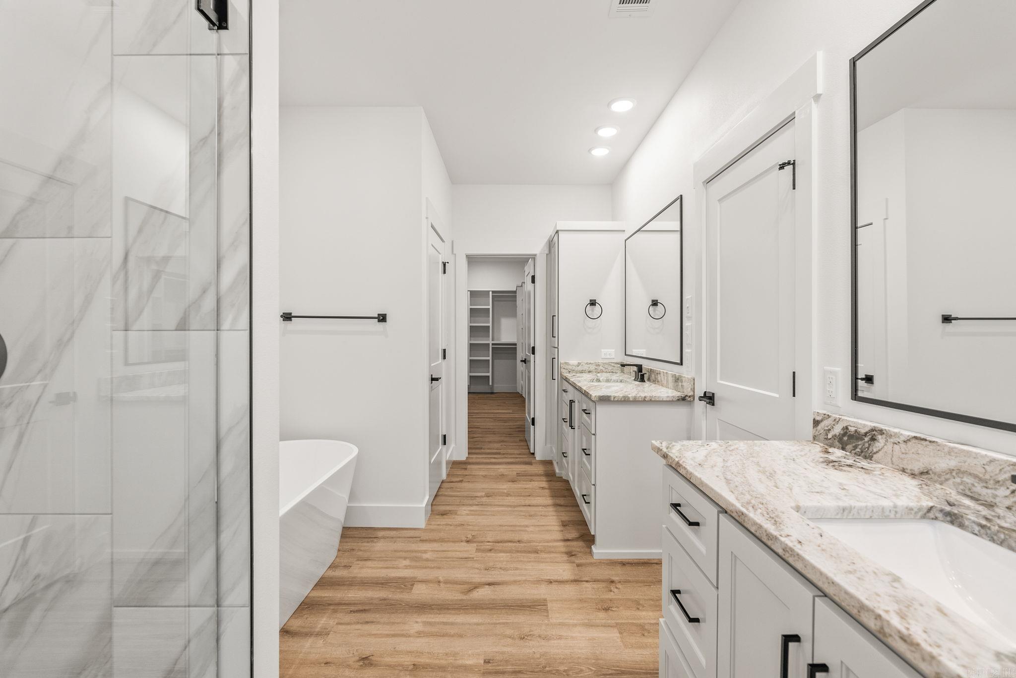 COYOTE RIDGE - Residential