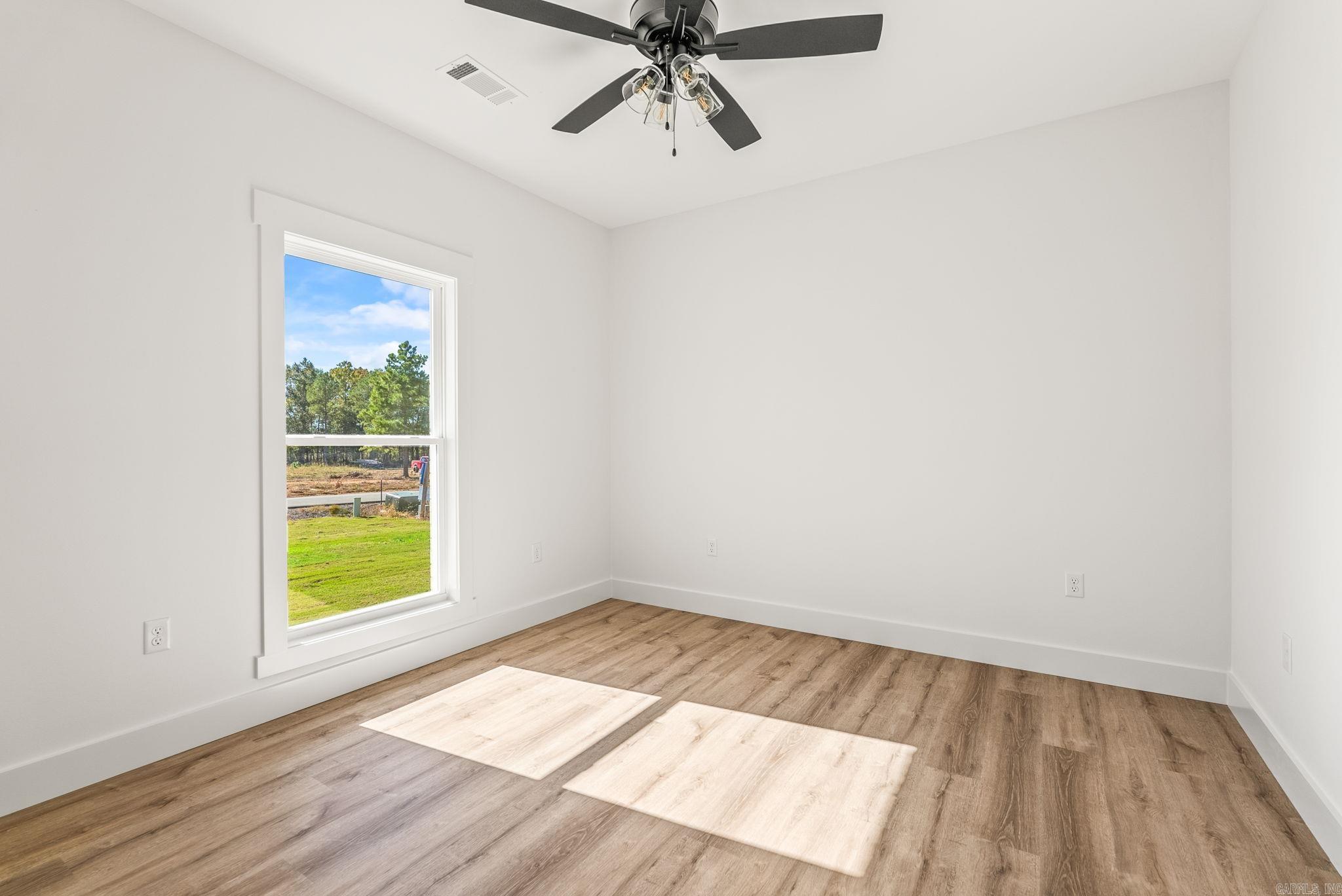 COYOTE RIDGE - Residential