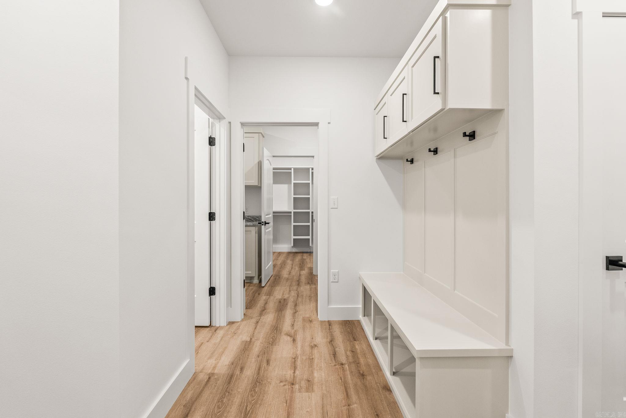 COYOTE RIDGE - Residential