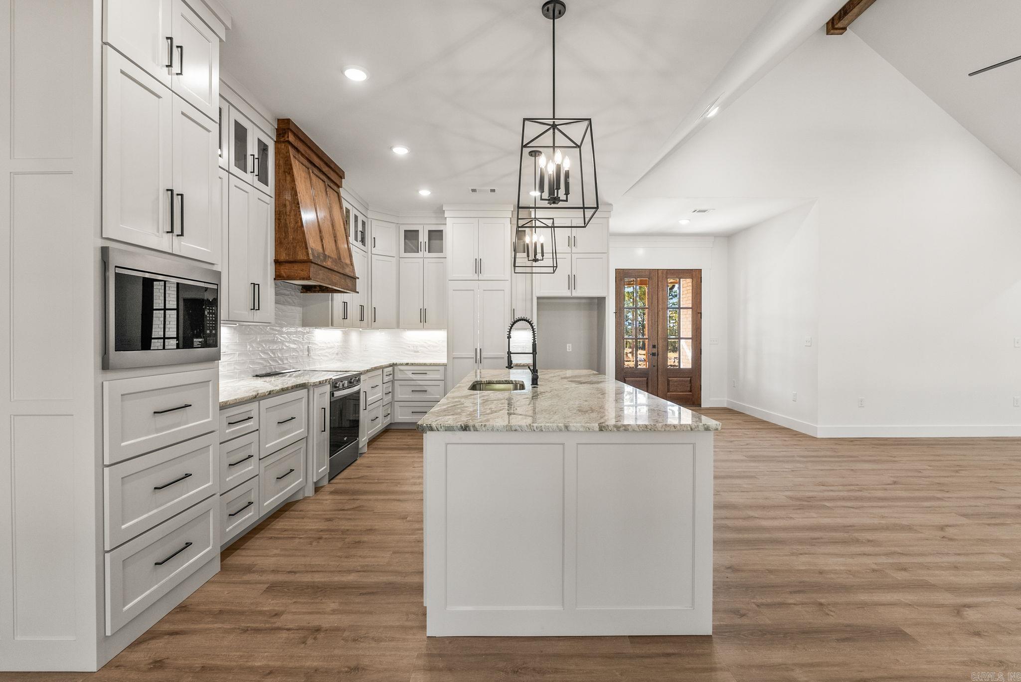 COYOTE RIDGE - Residential