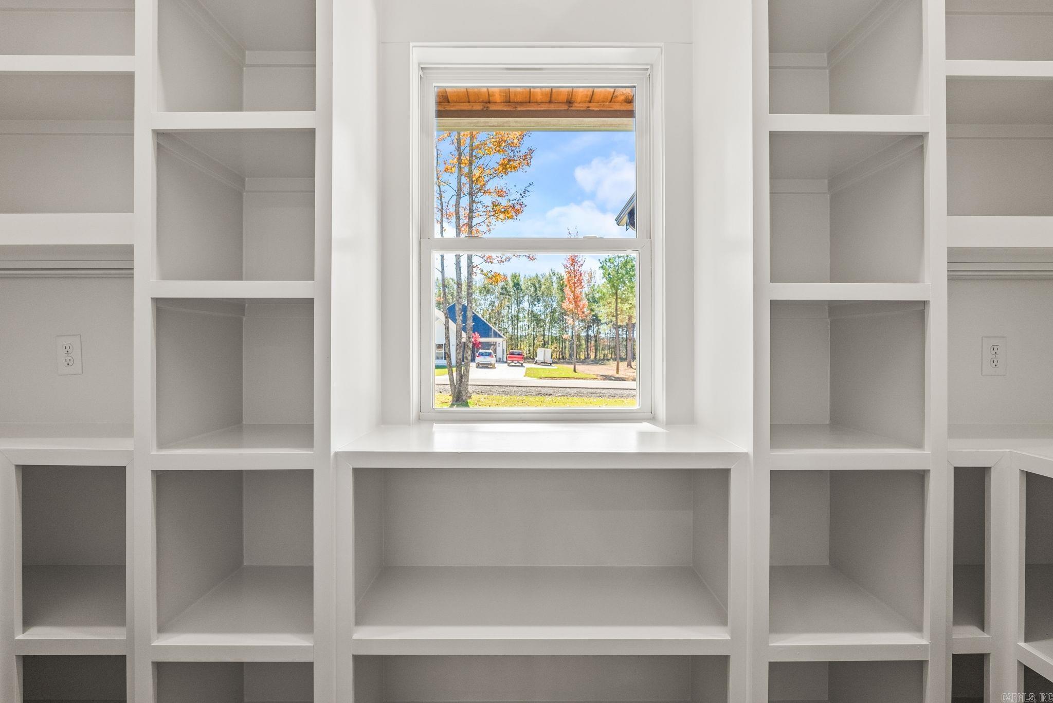 COYOTE RIDGE - Residential