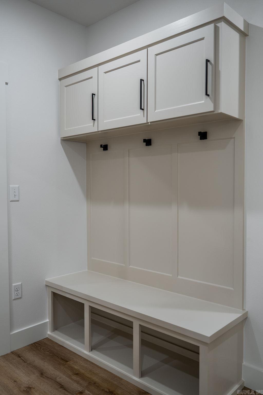 COYOTE RIDGE - Residential