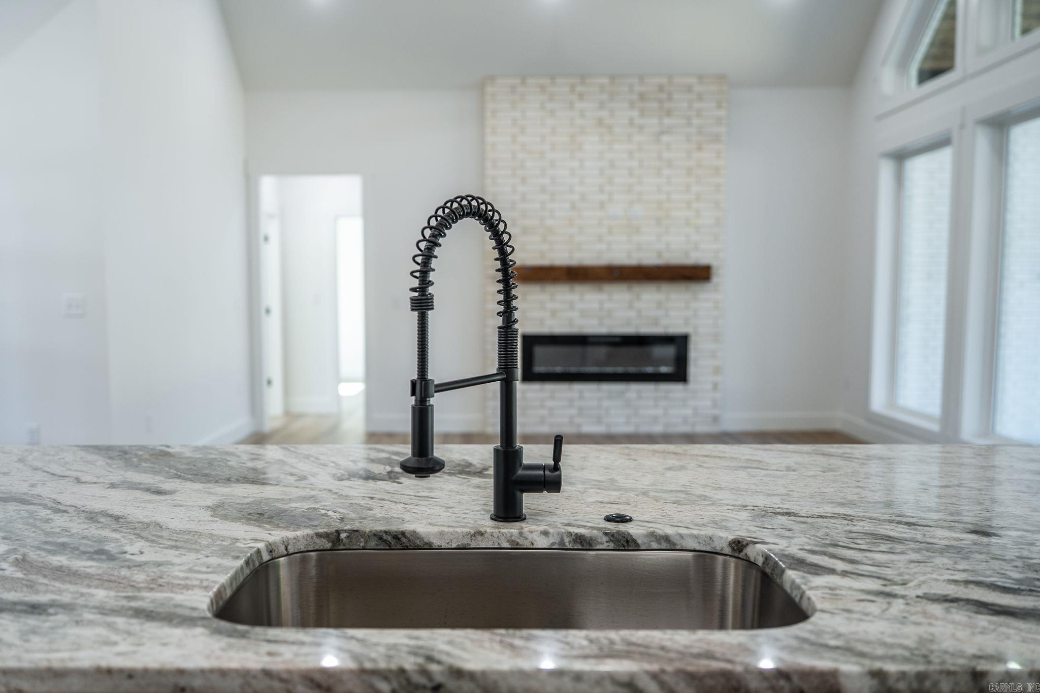 COYOTE RIDGE - Residential