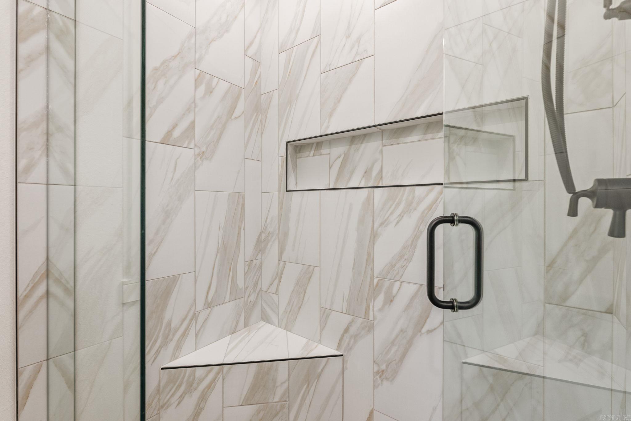 COYOTE RIDGE - Residential