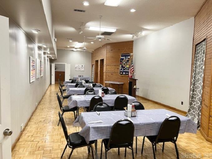 VAN - Commercial Sale