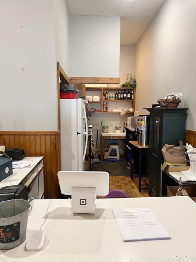 VAN - Commercial Sale