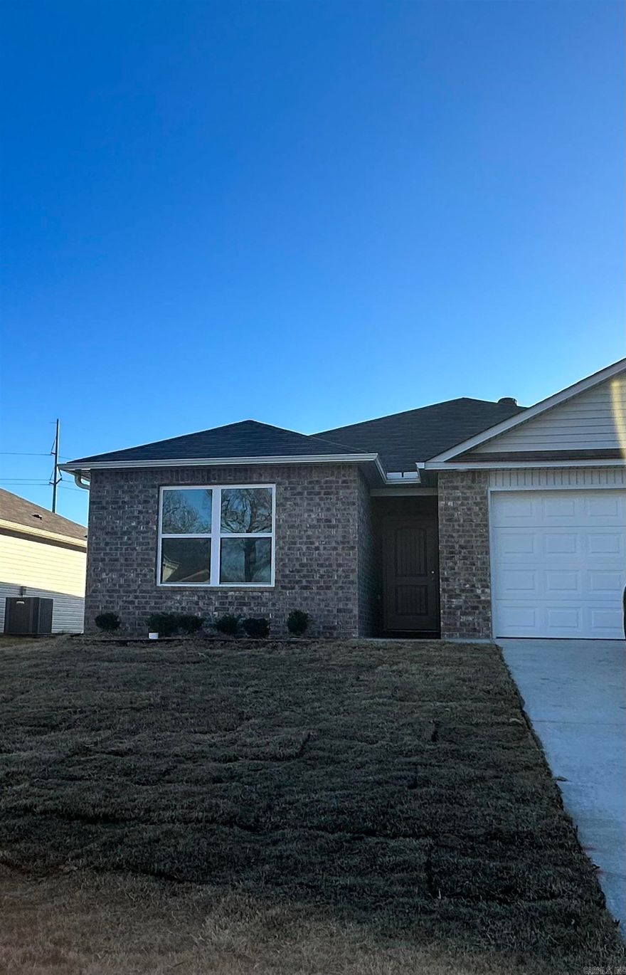 Taylor plan  THIS HOME IS SCHEDULED TO BE COMPLETE IN EARLY OCTOBER. PLEASE NOTE: The city that governs this home is SHERWOOD. The mailing address for this property is NORTH LITTLE ROCK because of ZIP Code placement.