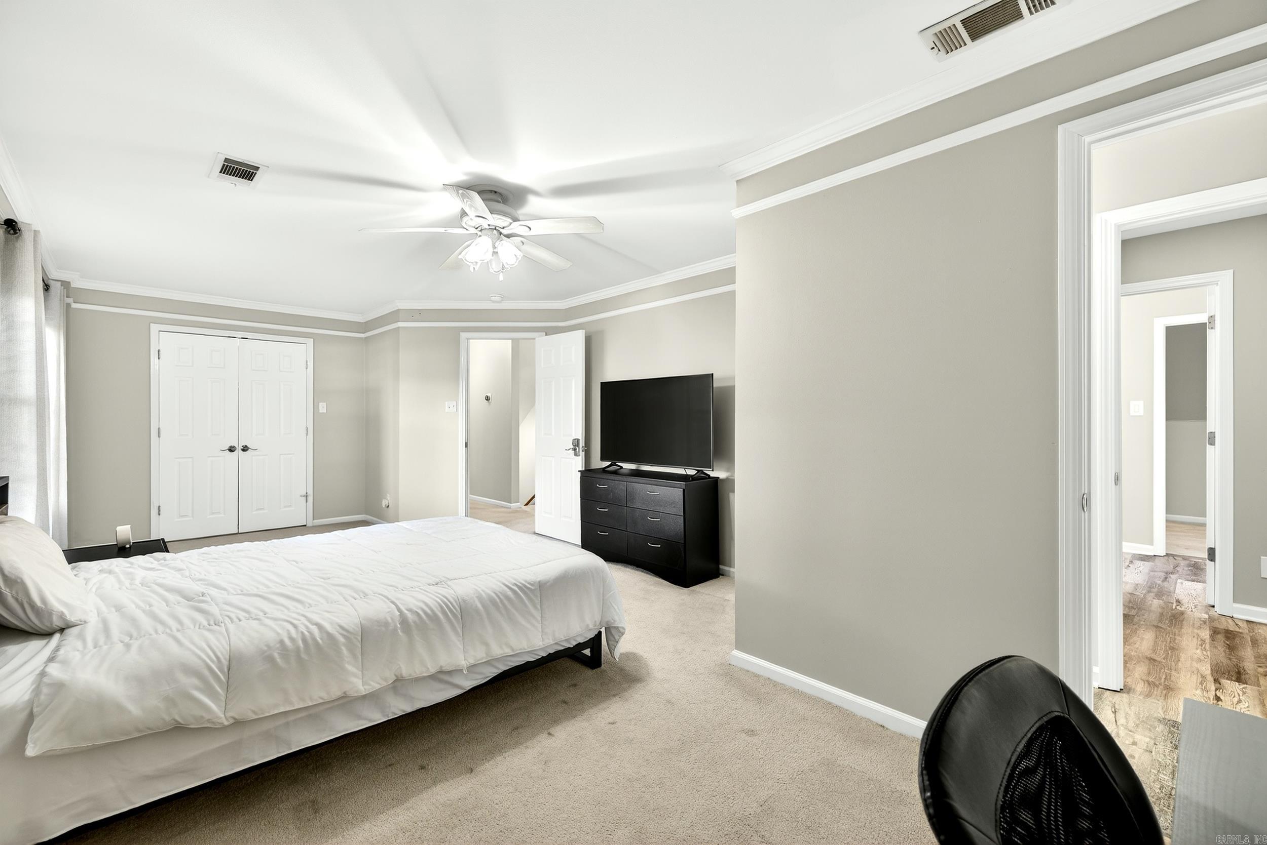 FOXWOOD J - Residential